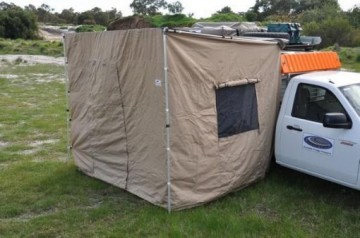 Front runner easy out awning 2m walls tent049 1 510x338