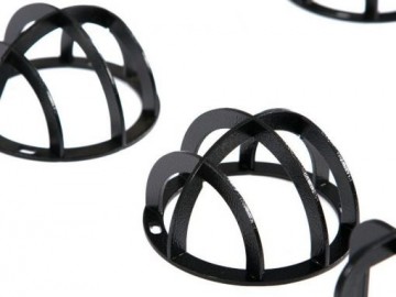 Front runner tail light guard land rover defender before 2003 lpld001 3 510x383