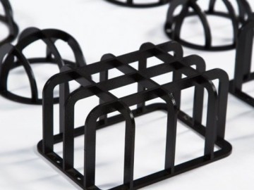 Front runner tail light guard land rover defender before 2003 lpld001 4 510x383