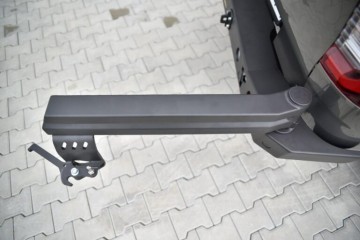 Hilux2020 sr5mocowanieprawe8 768x513