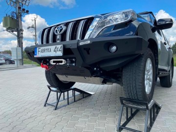 Kdj15013 17zderzakprzodnm38