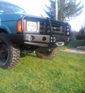 Landroverdiscoveryi200zderzakprzodzbullbaremfabryka4x44 510x557