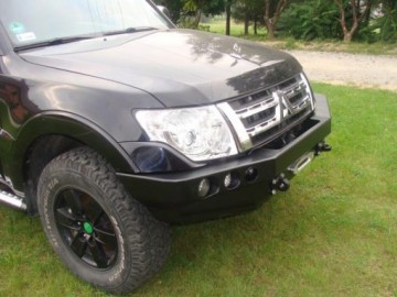 Mitsubishi pajero iv zderzak przod fabryka 4x4 2 510x383