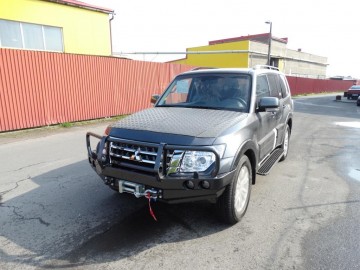 Mitsubishi pajero iv zderzak przod z bullbare