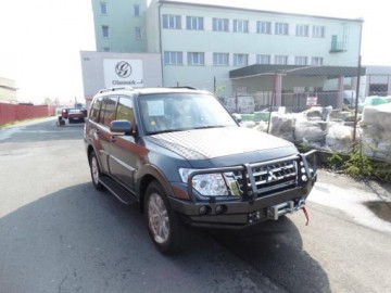 Mitsubishi pajero iv zderzak przod z bullbarem fabryka 4x4 1 510x383