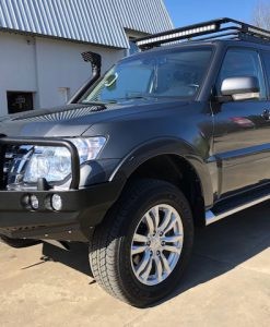 Mitsubishi pajero iv zderzak przod z bullbarem fabryka 4x4 5 247x300