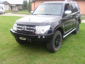 Mitsubishi pajero iv