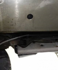 Mitsubishil200ivoslonaskrzynizbiornikapaliwafabryka4x4 247x300