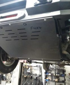 Nissannavarad4010 14oslona silnikafabryka4x4 247x300