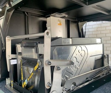 Quick pitch drop down fridge slide 1 760x640