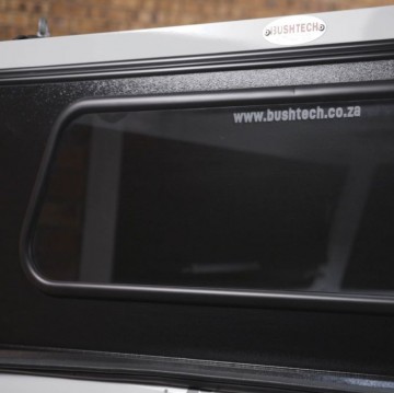 Reinforced rear glass1711