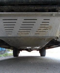 Toyota hilux 05 08 oslona silnika fabryka 4x4 6 247x300 1