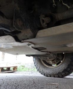 Toyota hilux 05 08 oslona skrzyni fabryka 4x4 1 247x300