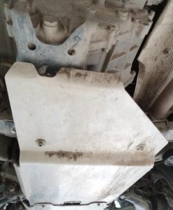 Toyota hilux 05 08 oslona skrzyni fabryka 4x4 4 247x300 3