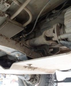 Toyota hilux 05 08 oslona skrzyni fabryka 4x4 7 247x300 3