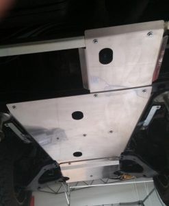 Toyota j 100 oslona reduktora fabryka 4x4 6 247x300