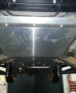 Toyota j 100 oslona silnika fabryka 4x4 3 247x300