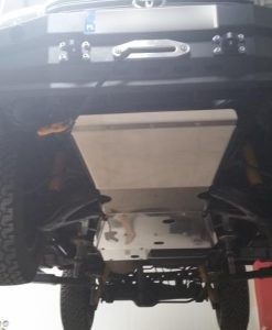 Toyota j 100 oslona silnika fabryka 4x4 9 247x300 0