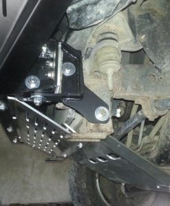 Toyota j 120 oslona silnika fabryka 4x4 8 247x300 2