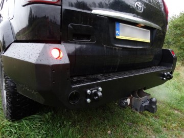 Toyota j 120 zderzak tyl fabryka 4x4 9 1