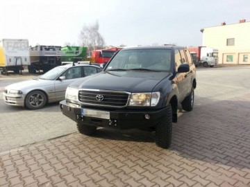 Toyotaj100zderzakprzodbezbullbarafabryka4x43