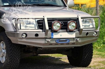 Toyotaj100zderzakprzodzbullbaremfabryka4x43