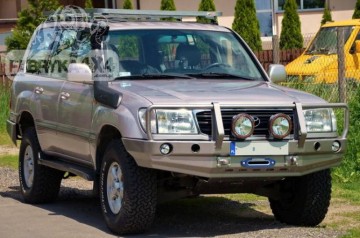 Toyotaj100zderzakprzodzbullbaremfabryka4x44